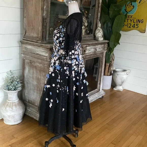 MAC DUGGAL FLORAL EMBROIDERED A-LINE TEA-LENGTH COCKTAIL DRESS BLACK 12 NEW